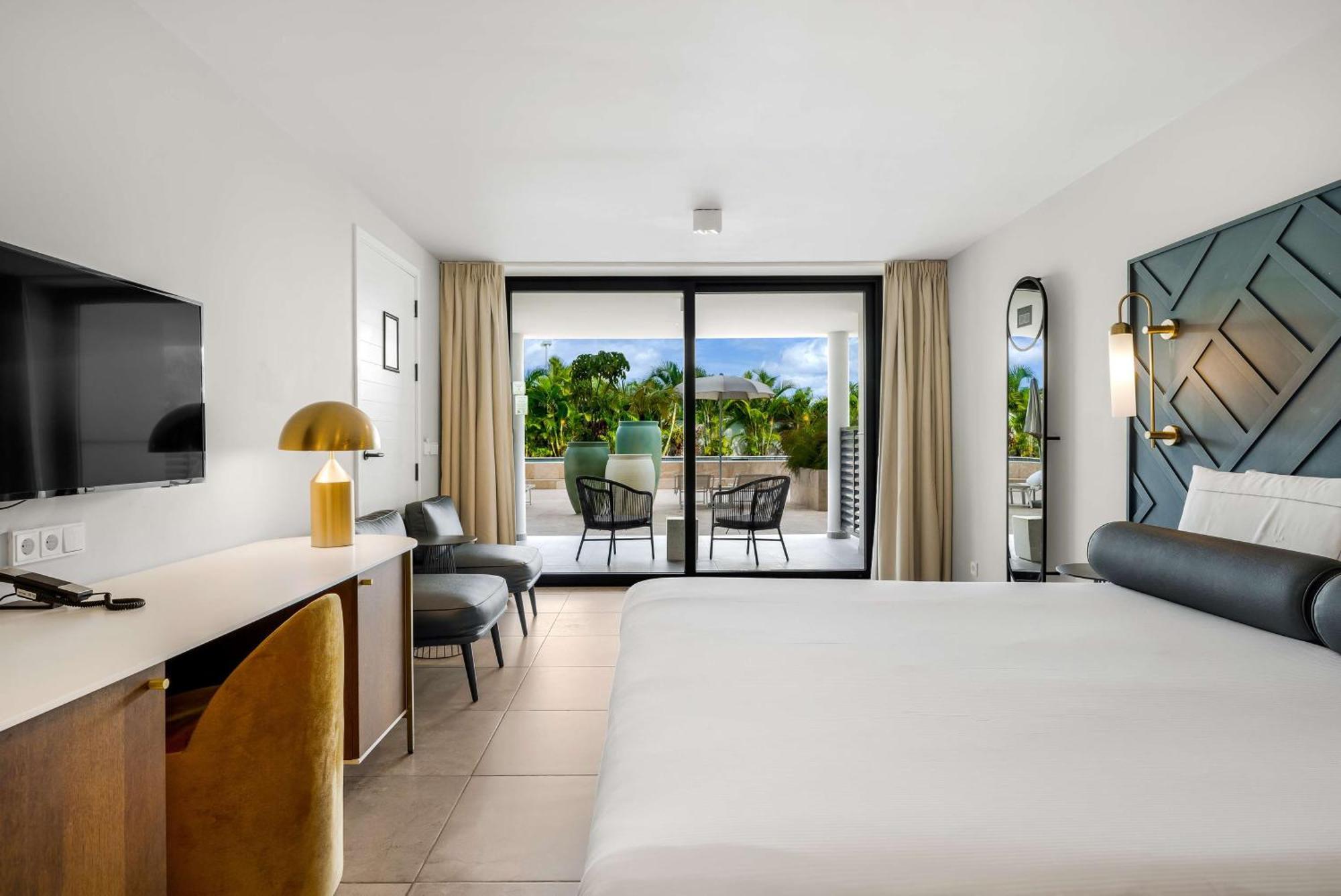 Mangrove Beach Corendon Curacao All-Inclusive Resort, Curio By Hilton 빌렘스타트 외부 사진