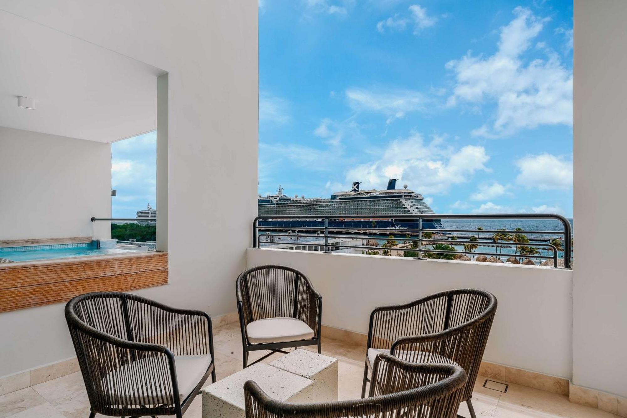 Mangrove Beach Corendon Curacao All-Inclusive Resort, Curio By Hilton 빌렘스타트 외부 사진