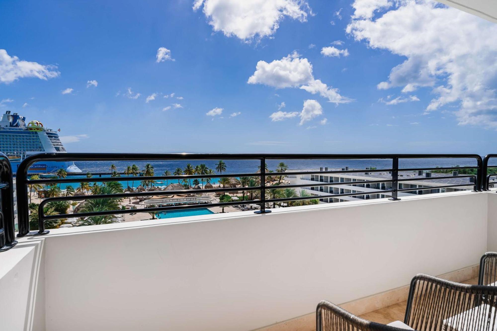 Mangrove Beach Corendon Curacao All-Inclusive Resort, Curio By Hilton 빌렘스타트 외부 사진