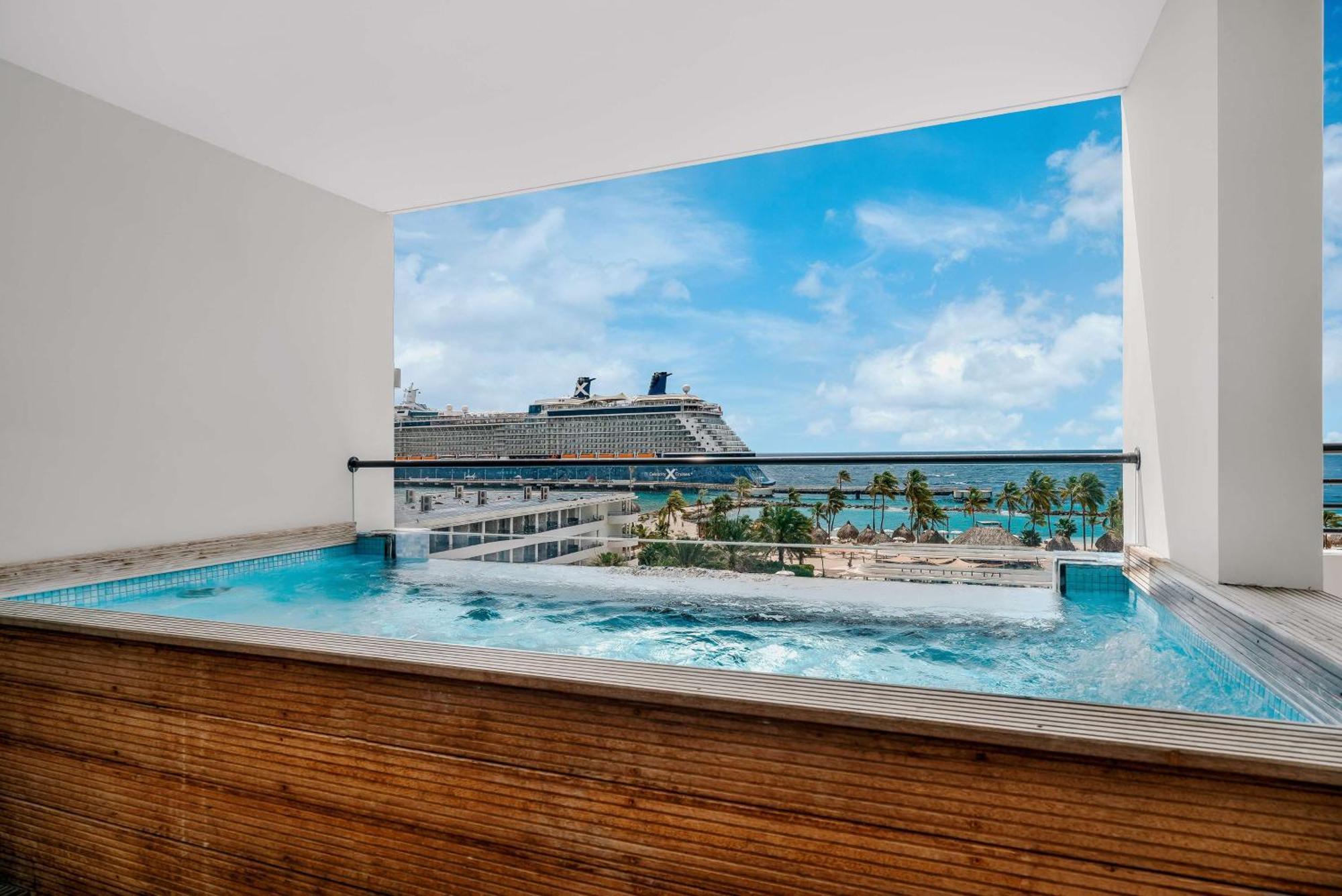 Mangrove Beach Corendon Curacao All-Inclusive Resort, Curio By Hilton 빌렘스타트 외부 사진