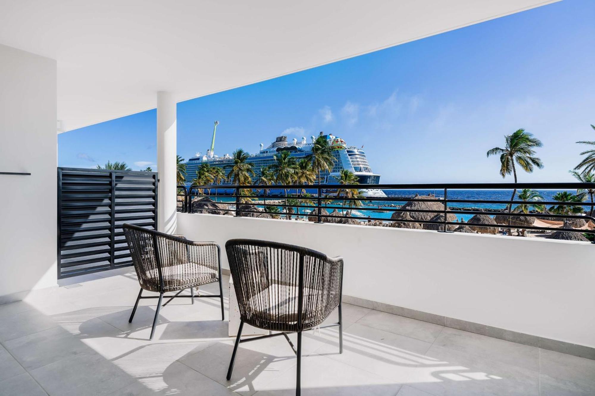 Mangrove Beach Corendon Curacao All-Inclusive Resort, Curio By Hilton 빌렘스타트 외부 사진