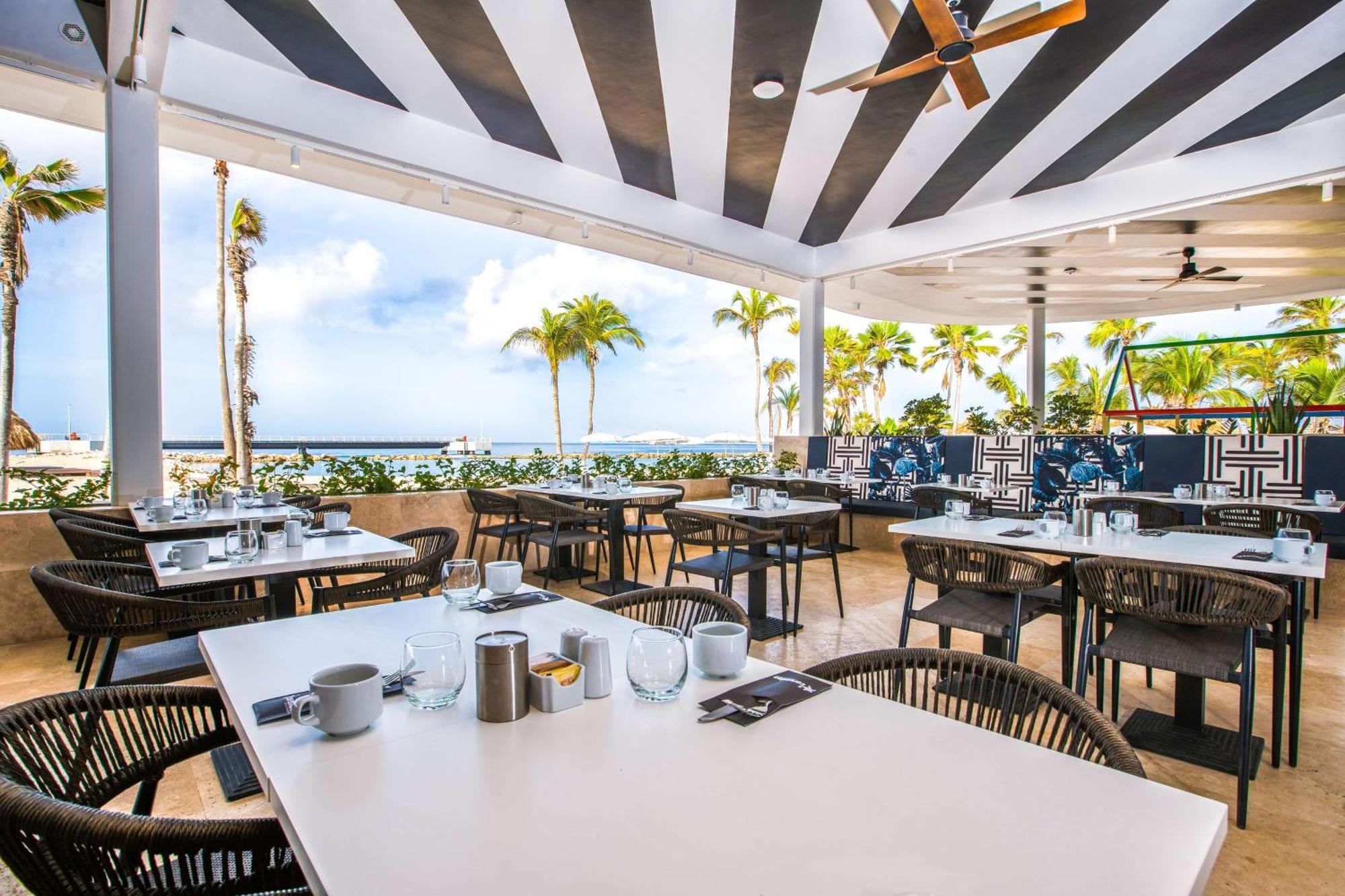 Mangrove Beach Corendon Curacao All-Inclusive Resort, Curio By Hilton 빌렘스타트 외부 사진