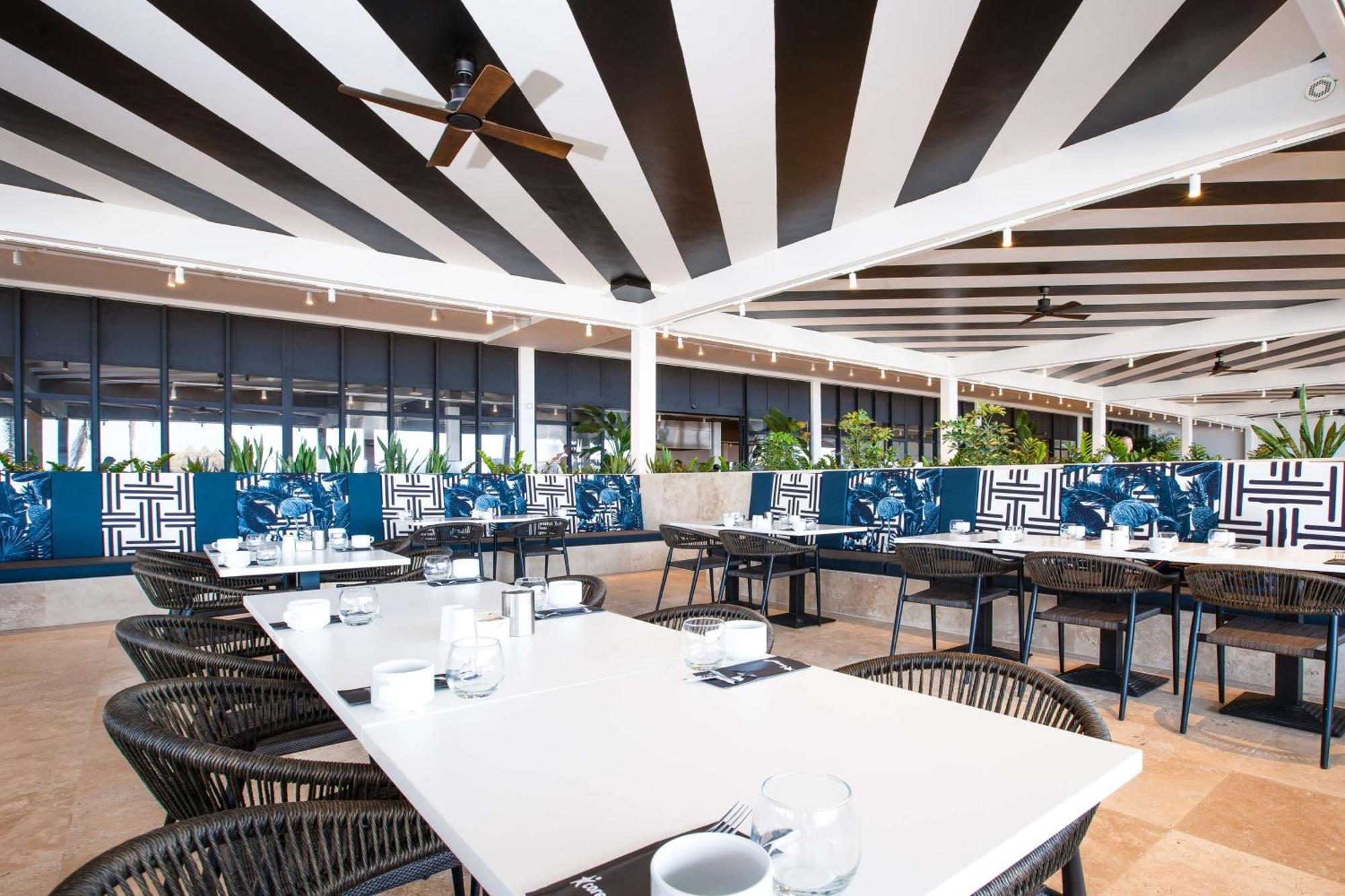 Mangrove Beach Corendon Curacao All-Inclusive Resort, Curio By Hilton 빌렘스타트 외부 사진