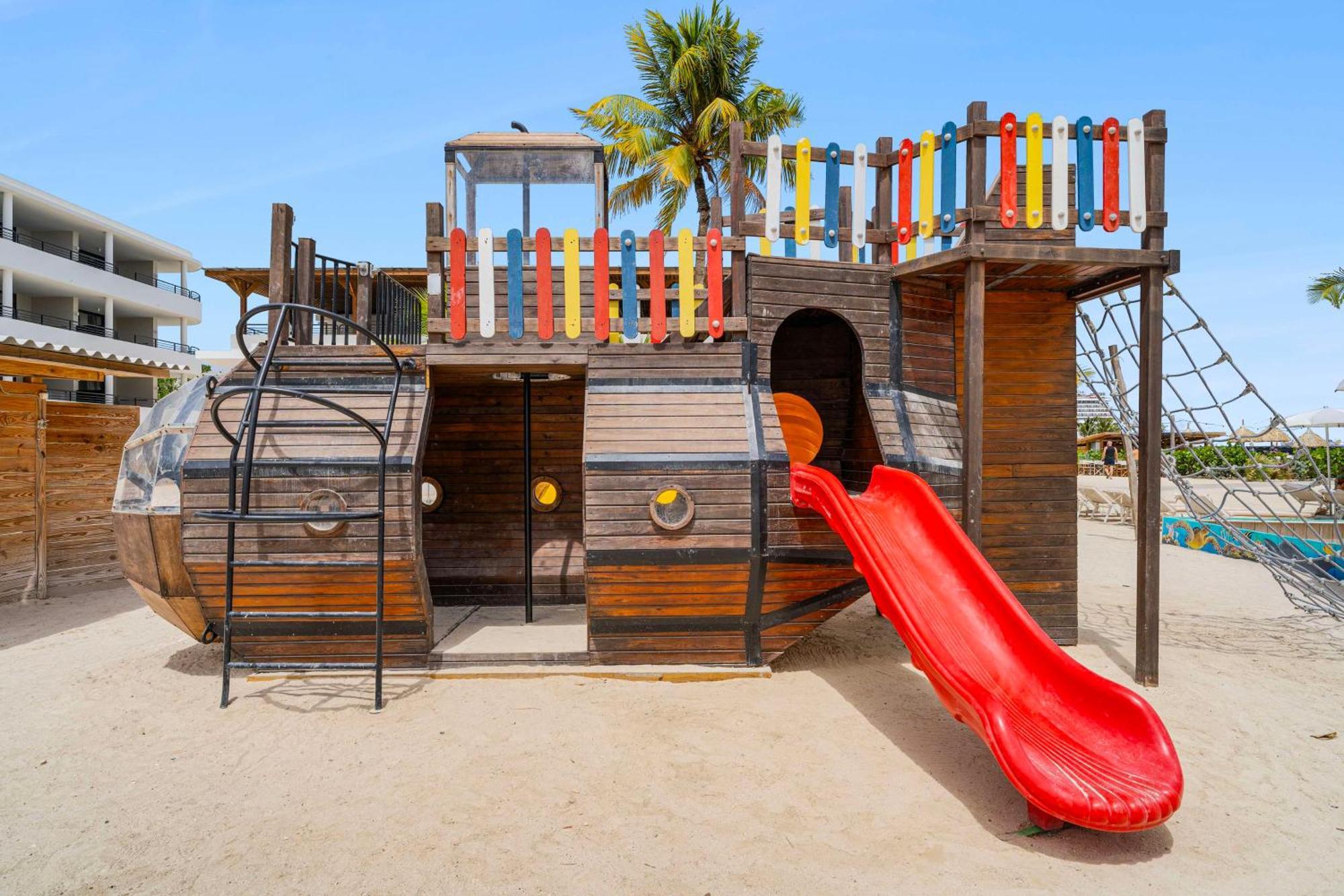Mangrove Beach Corendon Curacao All-Inclusive Resort, Curio By Hilton 빌렘스타트 외부 사진